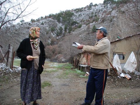 Tilki ile kümesçi dost oldu