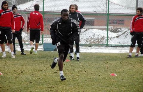 Boluspor, N'duko'yu kadrosuna kattı