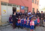 Bolulu Ferah Öğretmen'in Mutki'deki kampanyası cevapsız kalmadı