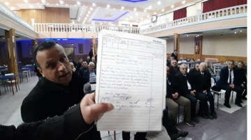 Köylünün; "Sattığın suları git durdur" dediği muhtarın zor anları