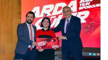 Mengenli Güzel Sanatlar Lisesi öğrencisi Elif Nur Kaçmaz’dan Bolu Birinciliği