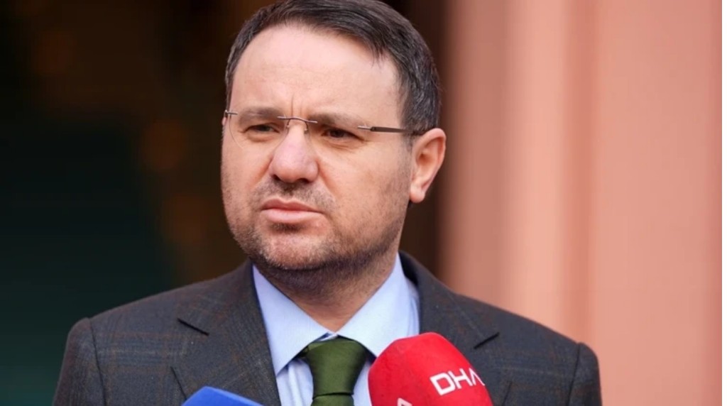 Bakan Gürlek duyurdu: Beyaz et sektöründeki 13 şirkete kayyım atandı