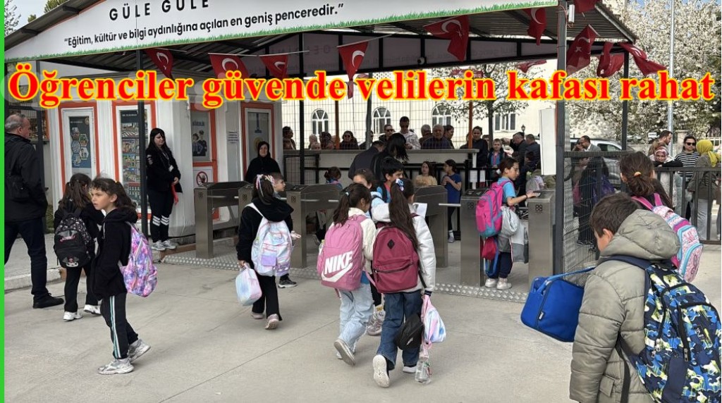 Bu ilkokul kartlı turnike sistemi kurarak güvenliği çözmüş