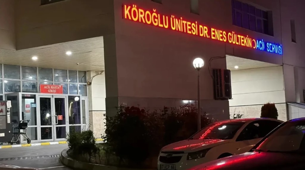 Eşiyle Tartıştı, Kendini Bıçakladı