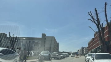 Yeni hastane mi? Düzenli kampüs trafiği mi?